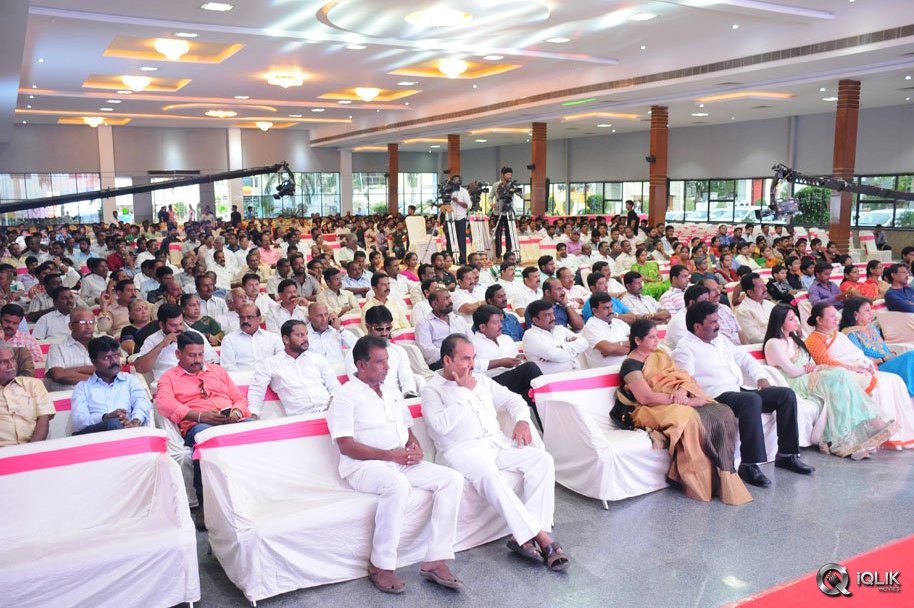 Manalo-Okadu-Movie-Audio-Function